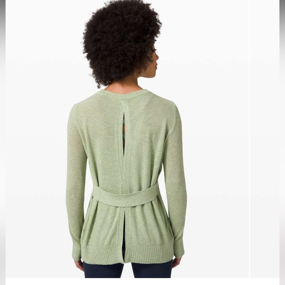Lululemon No tag Measures 10 Sincerely Yours Sweater Heathered Springtime Green